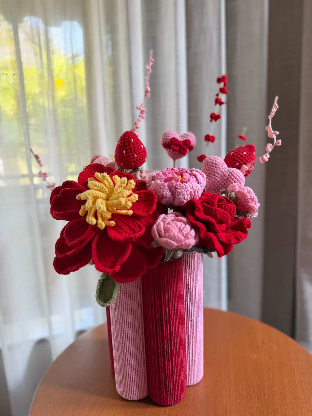 Floris Vase